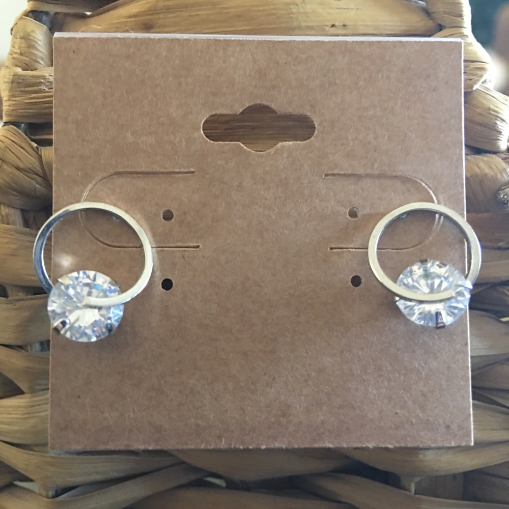 Vintage cubic zirconia silver plated earrings